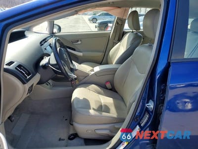 Zdjęcie 7 z 12 samochodu: 2010 TOYOTA PRIUS IV VIN:JTDKN3DU9A0116386 - miniatura