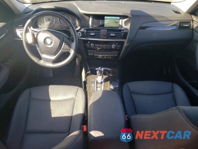 Zdjęcie 8 z 13 samochodu: 2017 BMW X3 SDRIVE28I VIN:5UXWZ7C31H0V89164 - miniatura