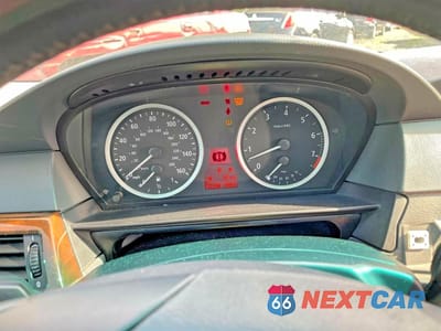 Zdjęcie 8 z 10 samochodu: 2006 BMW 530 I VIN:WBANE73536CM34294 - miniatura