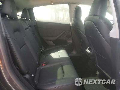 Zdjęcie 11 z 15 samochodu: 2025 TESLA MODEL Y VIN:7SAYGDEE3SF281776 - miniatura