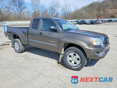 Czwarte zdjęcie samochodu z boku: 2012 TOYOTA TACOMA V6 VIN:5TFUU4EN2CX038228 - miniatura