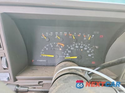 Zdjęcie 9 z 12 samochodu: 1994 CHEVROLET GMT-400 C1500 VIN:2GCEC19K4R1111112 - miniatura