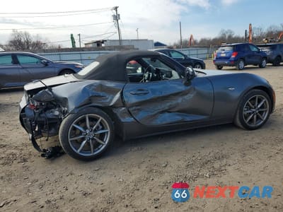 Trzecie zdjęcie samochodu z tyłu: 2023 MAZDA MX-5 MIATA GRAND TOURING VIN:JM1NDAD71P0551362 - miniatura