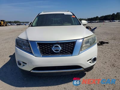 Piąte zdjęcie samochodu w środku: 2013 NISSAN PATHFINDER S VIN:5N1AR2MN4DC602315 - miniatura