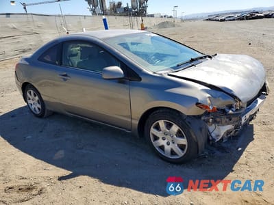 Czwarte zdjęcie samochodu z boku: 2006 HONDA CIVIC LX VIN:2HGFG12616H526253 - miniatura