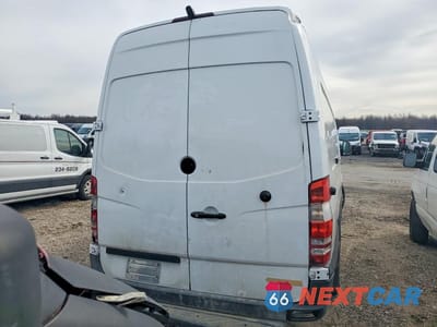 Zdjęcie 6 z 13 samochodu: 2016 MERCEDES BENZ SPRINTER 3500 DELIVERY VAN VIN:WD3PF1CD8GP185797 - miniatura