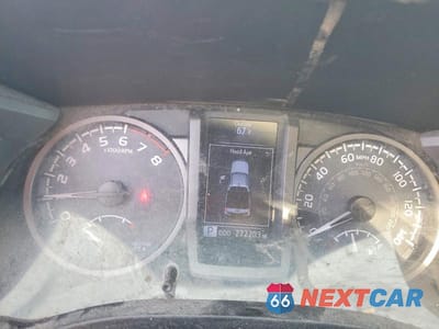 Zdjęcie 9 z 12 samochodu: 2016 TOYOTA TACOMA TRD SPORT VIN:3TMCZ5AN6GM043310 - miniatura