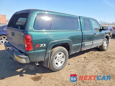 Trzecie zdjęcie samochodu z tyłu: 2005 CHEVROLET SILVERADO K1500 VIN:2GCEK19B151348606 - miniatura