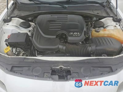 Zdjęcie 11 z 11 samochodu: 2016 CHRYSLER 300 S VIN:2C3CCABG4GH223897 - miniatura