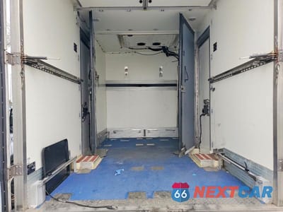 Zdjęcie 10 z 13 samochodu: 2020 FORD TRANSIT DELIVERY TRUCK VIN:1FDBW5Z83LKB80348 - miniatura