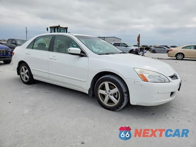 Czwarte zdjęcie samochodu z boku: 2004 HONDA ACCORD EX VIN:1HGCM56874A143301 - miniatura