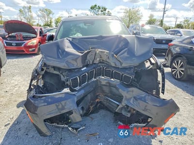 Piąte zdjęcie samochodu w środku: 2023 JEEP GRAND CHEROKEE L LIMITED VIN:1C4RJJBG3P8848843 - miniatura