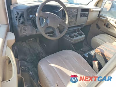 Zdjęcie 8 z 13 samochodu: 2006 CHEVROLET EXPRESS G2500 VIN:1GCGG25V661177956 - miniatura