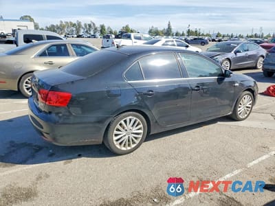 Trzecie zdjęcie samochodu z tyłu: 2014 VOLKSWAGEN JETTA SEL VIN:3VWL17AJ8EM377302 - miniatura