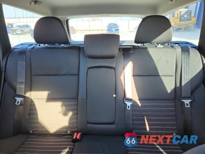 Zdjęcie 10 z 14 samochodu: 2011 VOLVO V50 T5 VIN:YV1672MW5B2633806 - miniatura