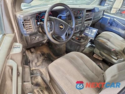 Zdjęcie 8 z 12 samochodu: 2019 CHEVROLET EXPRESS DELIVERY TRUCK VIN:1GB0GRFP4K1207349 - miniatura