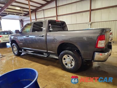 Drugie zdjęcie samochodu z przodu: 2020 RAM 2500 TRADESMAN VIN:3C6UR5CJ1LG125105 - miniatura