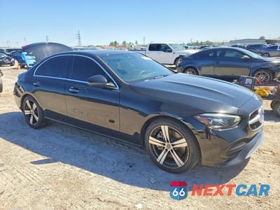 Czwarte zdjęcie samochodu z boku: 2022 MERCEDES-BENZ C 300 VIN:W1KAF4GB7NR061825 - miniatura