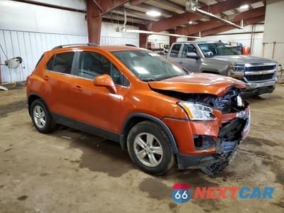 Czwarte zdjęcie samochodu z boku: 2016 CHEVROLET TRAX 1LT VIN:KL7CJLSB8GB688884 - miniatura