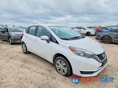 Czwarte zdjęcie samochodu z boku: 2019 NISSAN VERSA NOTE S VIN:3N1CE2CP7KL355288 - miniatura