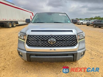 Piąte zdjęcie samochodu w środku: 2021 TOYOTA TUNDRA SR5 VIN:5TFEY5F17MX282873 - miniatura