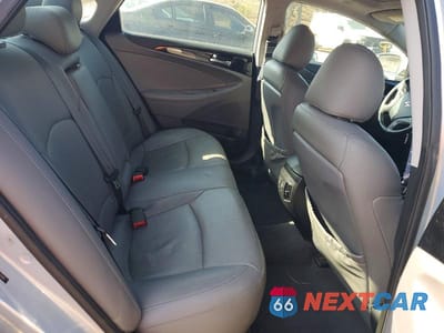 Zdjęcie 10 z 12 samochodu: 2013 HYUNDAI SONATA LIMITED VIN:5NPEC4AC8DH601940 - miniatura