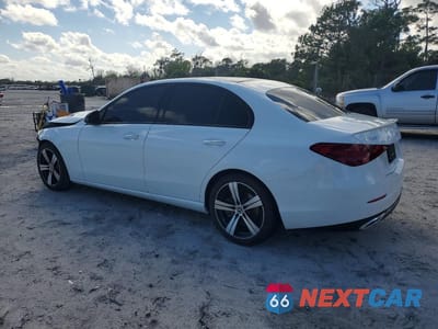Drugie zdjęcie samochodu z przodu: 2022 MERCEDES-BENZ C 300 VIN:W1KAF4GB6NR046121 - miniatura