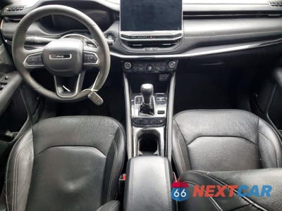 Zdjęcie 8 z 13 samochodu: 2023 JEEP COMPASS VIN:3C4NJDFN6PT506975 - miniatura