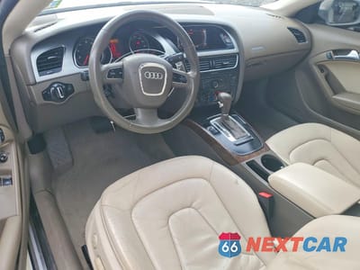 Zdjęcie 8 z 12 samochodu: 2011 AUDI A5 PREMIUM VIN:WAUCFAFR0BA039608 - miniatura