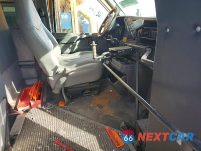 Piąte zdjęcie samochodu w środku: 2012 CHEVROLET EXPRESS G3500 VIN:1GB3G3BG3C1175687 - miniatura