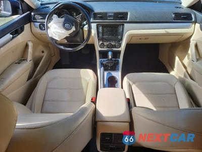 Zdjęcie 8 z 12 samochodu: 2019 VOLKSWAGEN PASSAT WOLFSBURG VIN:1VWLA7A31KC006836 - miniatura