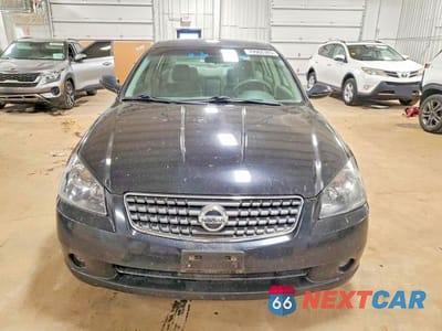 Piąte zdjęcie samochodu w środku: 2005 NISSAN ALTIMA 2.5 VIN:1N4AL11D15C184217 - miniatura