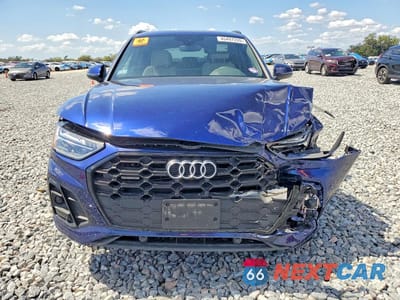 Piąte zdjęcie samochodu w środku: 2025 AUDI Q5 VIN:WA1GAAFY3S2044154 - miniatura