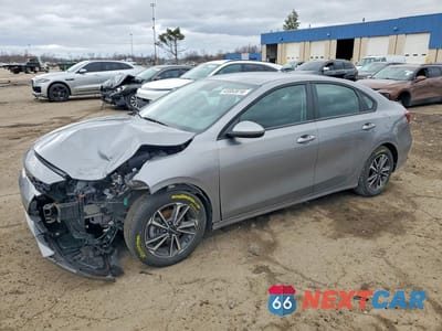 2024 KIA FORTE LXS 3KPF24AD0RE766781 - główne zdjęcie licytacji z USA - miniatura