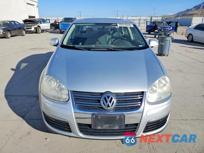 Piąte zdjęcie samochodu w środku: 2008 VOLKSWAGEN JETTA SE VIN:3VWRM71K88M036366 - miniatura