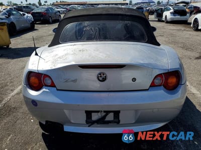 Zdjęcie 6 z 12 samochodu: 2003 BMW Z4 2.5 VIN:4USBT33423LR66699 - miniatura