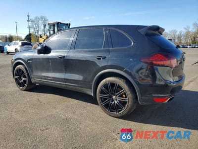 Drugie zdjęcie samochodu z przodu: 2012 PORSCHE CAYENNE S HYBRID VIN:WP1AE2A24CLA90255 - miniatura