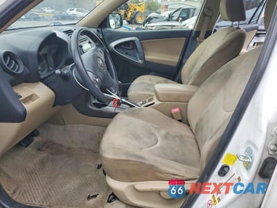 Zdjęcie 7 z 13 samochodu: 2012 TOYOTA RAV4 BASE VIN:JTMZF4DV0CD033239 - miniatura