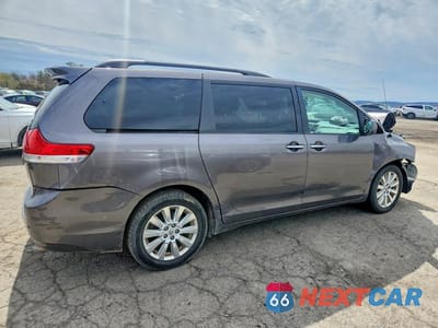 Trzecie zdjęcie samochodu z tyłu: 2014 TOYOTA SIENNA XLE 7-PASSENGER VIN:5TDDK3DC0ES082687 - miniatura
