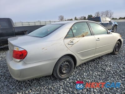 Trzecie zdjęcie samochodu z tyłu: 2006 TOYOTA CAMRY LE VIN:4T1BE32K36U719489 - miniatura