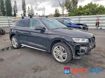 Czwarte zdjęcie samochodu z boku: 2019 AUDI Q5 PREMIUM PLUS VIN:WA1BNAFY0K2027147 - miniatura