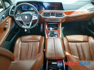 Zdjęcie 8 z 12 samochodu: 2021 BMW X7 ALPINA XB7 VIN:5UXCX6C18M9G66588 - miniatura