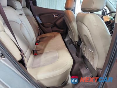 Zdjęcie 10 z 12 samochodu: 2015 HYUNDAI TUCSON SE VIN:KM8JUCAG6FU089124 - miniatura