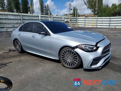Czwarte zdjęcie samochodu z boku: 2023 MERCEDES-BENZ C 300 VIN:W1KAF4GB0PR138473 - miniatura