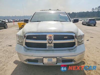 Piąte zdjęcie samochodu w środku: 2019 RAM TRUCKS 1500 CLASSIC TRADESMAN VIN:1C6RR7FG3KS544470 - miniatura