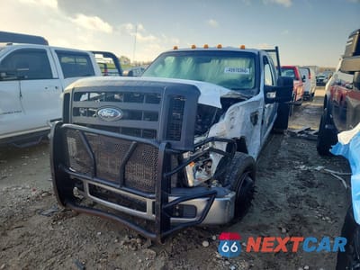 2009 FORD F350 SUPER DUTY FLATBED TRUCK 1FDWW36R69EA19728 - główne zdjęcie licytacji z USA - miniatura