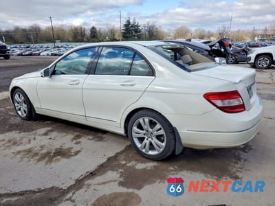 Drugie zdjęcie samochodu z przodu: 2011 MERCEDES-BENZ C 300 VIN:WDDGF5EB8BF638555 - miniatura