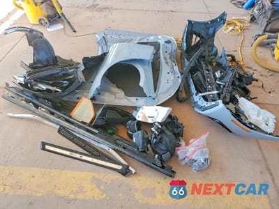 Zdjęcie 12 z 12 samochodu: 2024 BMW M240I VIN:3MW43CM06R8E73857 - miniatura