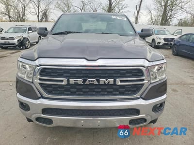 Piąte zdjęcie samochodu w środku: 2022 RAM 1500 BIG HORN VIN:1C6RRFBG6NN255926 - miniatura