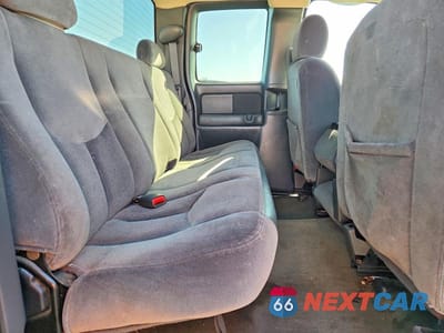 Zdjęcie 10 z 11 samochodu: 2004 GMC NEW SIERRA C1500 VIN:2GTEC19T041194314 - miniatura